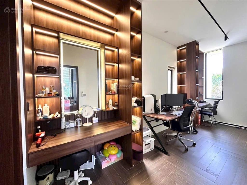 Sốc! cơ hội sở hữu căn biệt thự 3 tầng giá rẻ hiếm có ngay tại hoà xuân
