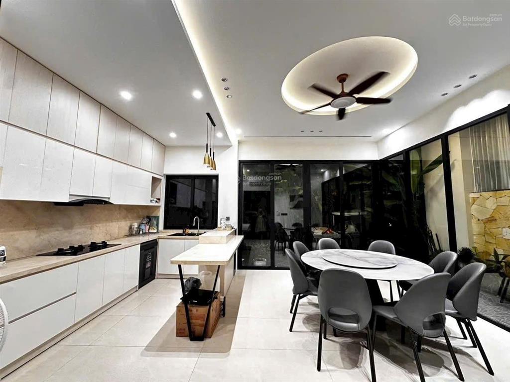 Sốc! cơ hội sở hữu căn biệt thự 3 tầng giá rẻ hiếm có ngay tại hoà xuân