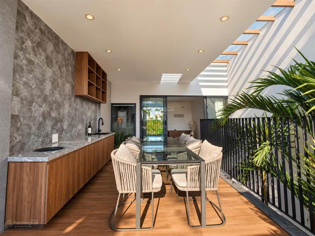 Cho thuê nhà 4 tầng xịn xò có hồ bơi mặt tiền sơn thủy gần bãi tắm sơn thủy  ngũ hành sơn