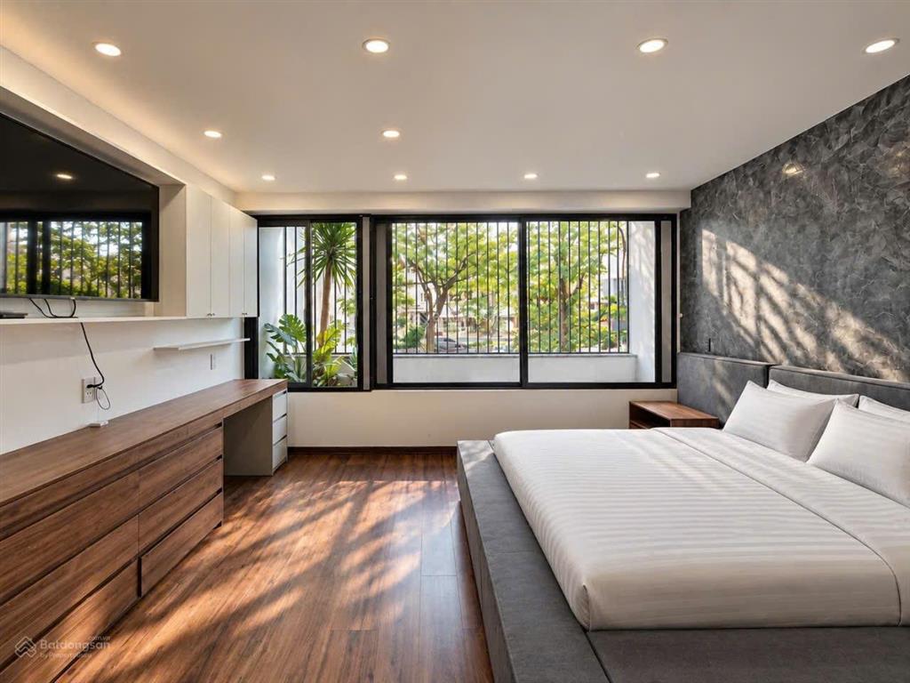Cho thuê nhà 4 tầng xịn xò có hồ bơi mặt tiền sơn thủy gần bãi tắm sơn thủy  ngũ hành sơn