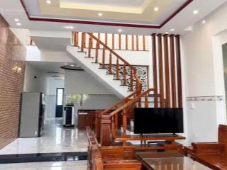 Nhà 2 tầng 2 mê đường 5,5m giá tốt hòa xuân