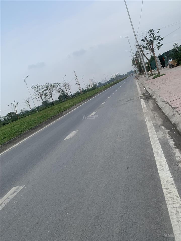 Chính chủ gửi bán lô đất dịch vụ lại yên  xã sơn đồng  hà nội . giá 15.772 tỷ