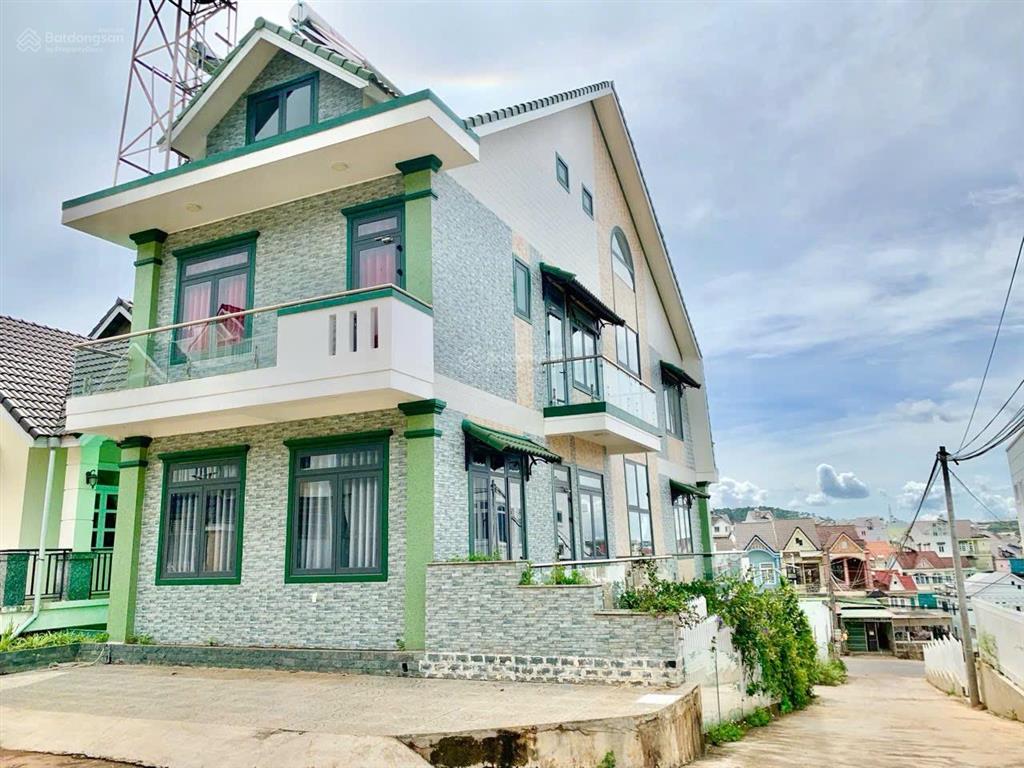 Biệt thự 3 mặt tiền 540m2 sàn, giá chỉ 15 tỷ! gởi hoa hồng cho ace bán giúp