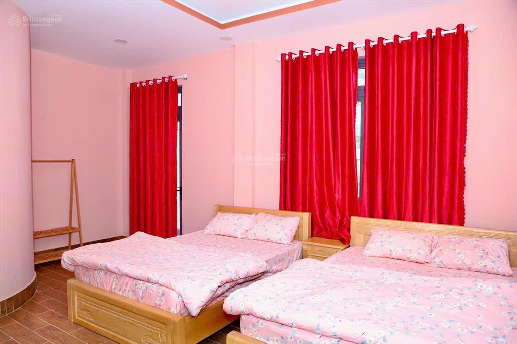 Biệt thự 3 mặt tiền 540m2 sàn, giá chỉ 15 tỷ! gởi hoa hồng cho ace bán giúp