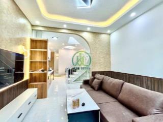 Cần bán nhà đẹp đường nguyễn du, p. lâm viên  đà lạt