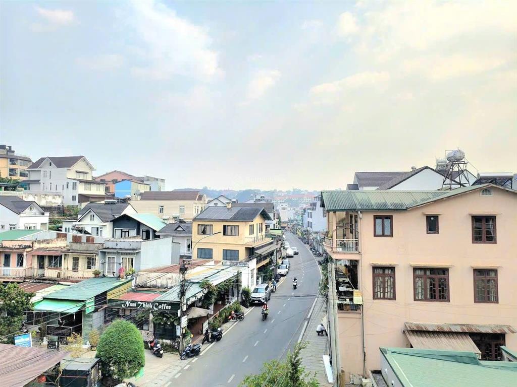 Nhà mặt tiền trần nhật duật giảm 2 tỷ từ 14 tỷ còn 12 tỷ