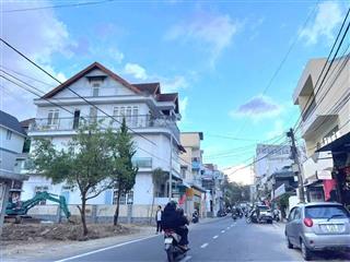 Nhà mặt tiền trần nhật duật giảm 2 tỷ từ 14 tỷ còn 12 tỷ