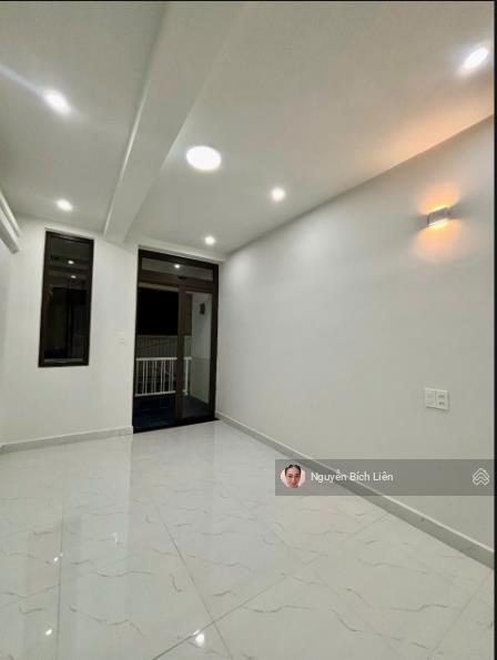 Giảm giá cần bán nhà full nội thất 10 phòng đường hải thượng giá 8 tỷ có thang máy pccc gpkd