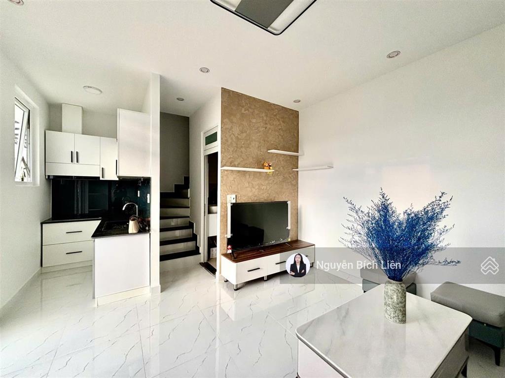 Nhà mới cao thắng giá giảm mạnh chỉ còn 3 tỷ  đường ô tô  sổ hồng