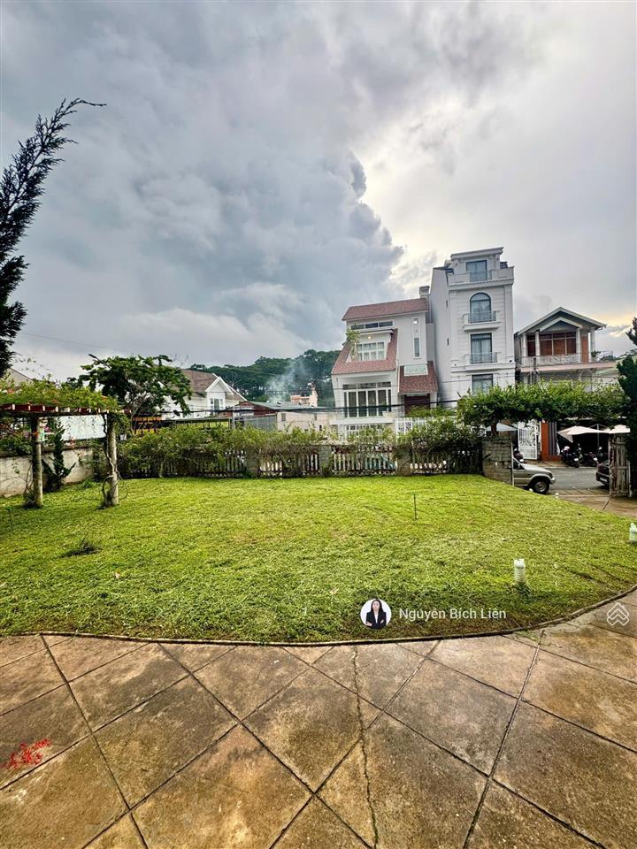 Biệt thự sân vườn 764m² mặt tiền đường đồng tâm đà lạt