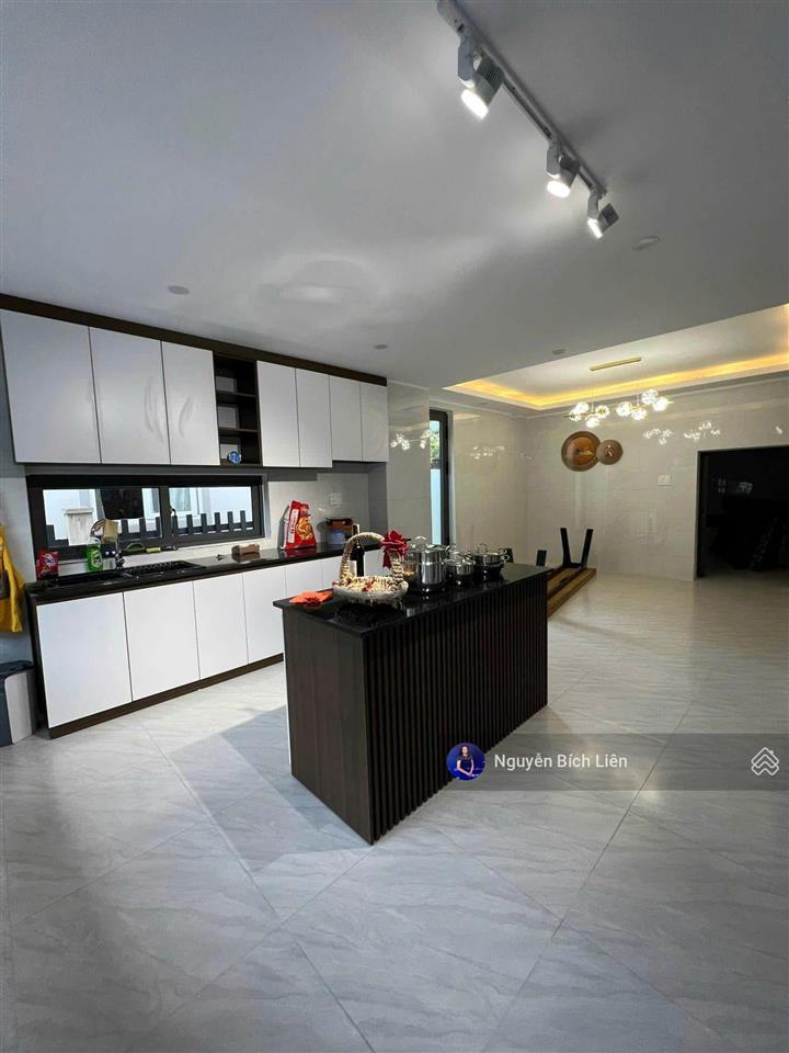 Hạ giá cần bán homestay 3 mặt tiền trung tâm đà lạt đang kinh doanh tốt