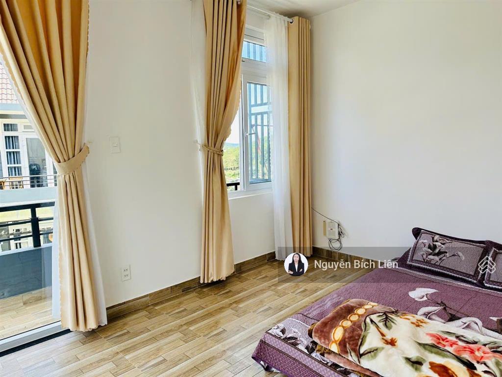 Cần cho thuê nhà mới đẹp 2 mặt tiền khu an phú house  cao thắng, p7, đà lạt