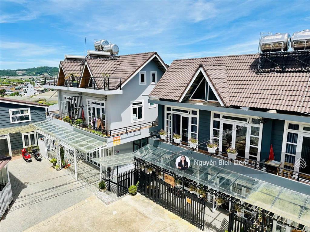 Cần cho thuê nhà mới đẹp 2 mặt tiền khu an phú house  cao thắng, p7, đà lạt