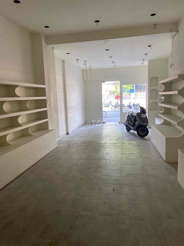 Cho thuê nhà mặt tiền đường 637 B Âu Cơ, P Hoà Thạnh , Tân Phú, Hcm