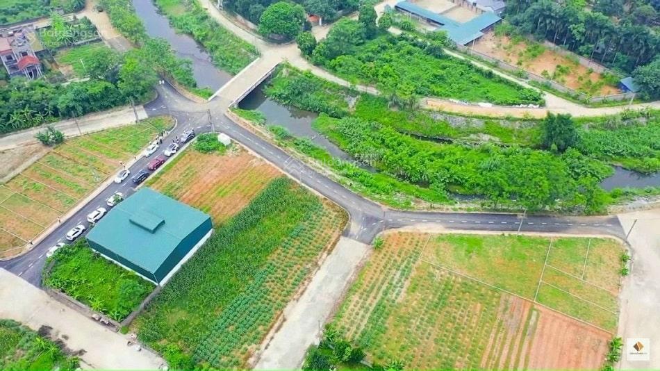 Cần bán 85m2 view suối tại khu tái định cư trường bắn đồng doi
