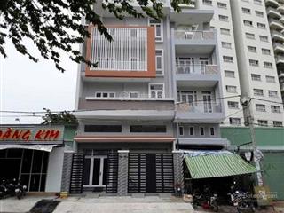 Cho thuê nhà nguyên căn(8x15m) mặt tiền chợ lớnkhu vực sầm uất ngay bình phúcó thang máy giá đẹp