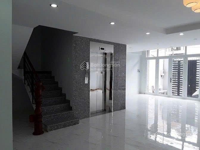 Cho thuê nhà nguyên căn(8x15m) mặt tiền chợ lớnkhu vực sầm uất ngay bình phúcó thang máy giá đẹp