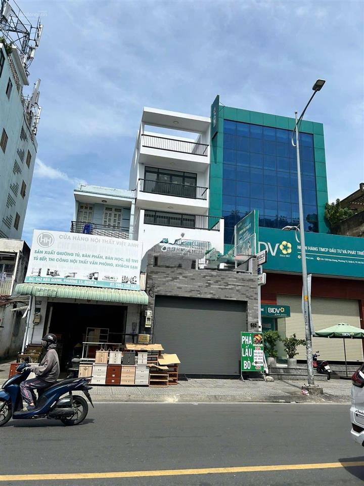 Nhà nguyên căn mtkd đường bình tiên quận 6, 5x20m, 5 tầng, 1 hầm,có thang máy, đang kd 22 phòng trọ