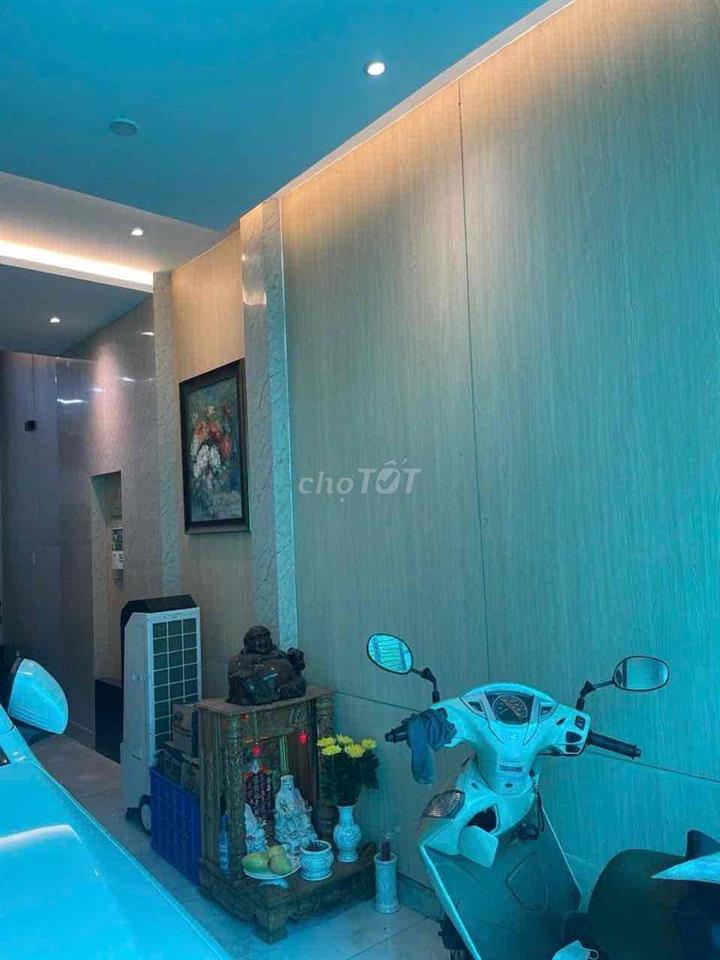 Chủ kẹt bán MTKD Lê Khôi. 4.3m x 6m. Nha 2 tấm.