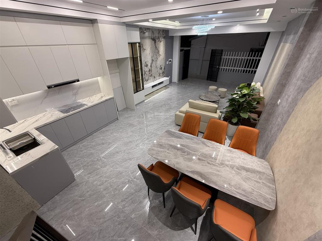 Bán căn nhà phố ngọc thuỵ  bồ đề  hn