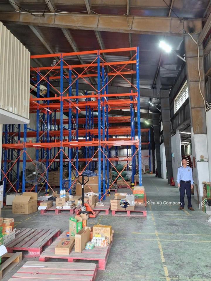 Bán đất thương mại dịch vụ & kho xưởng  4.000m2, long biên, giá 40 tỷ