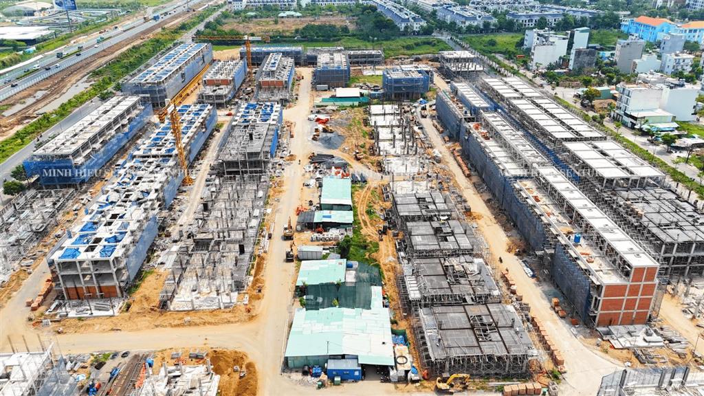 Nhà phố 5x15m  hàng hiếm  giá tốt  dễ thanh khoản senturia an phú  0938 470 *** minh hiếu