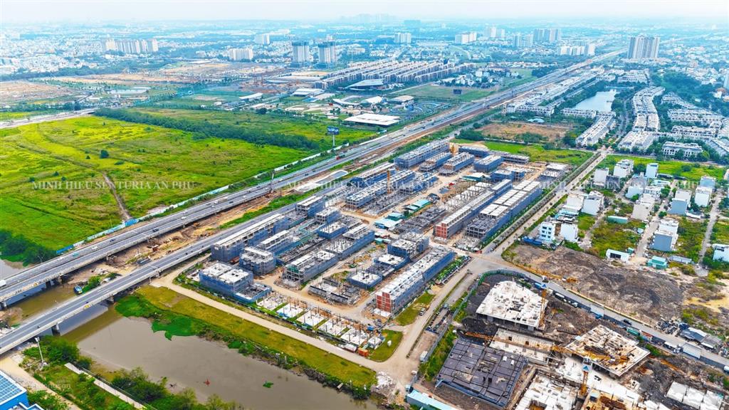 Nhà phố 5x15 hàng hiếm giá tốt nhất senturia an phú tháng 04/2026 chỉ 272 triệu/m2  0938 470 ***