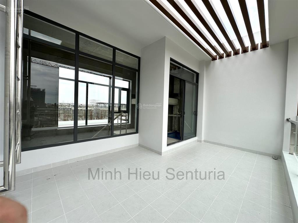 Nhà phố 5x15m hiếm có giá tốt senturia an phú tháng 08/2026 chỉ 267 triệu/m2.  0938 470 ***