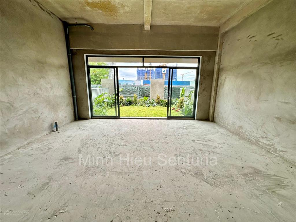 Nhà phố 6x20m giá tốt thị trường senturia an phú chỉ 250 tr/m2   0938 470 ***  minh hiếu
