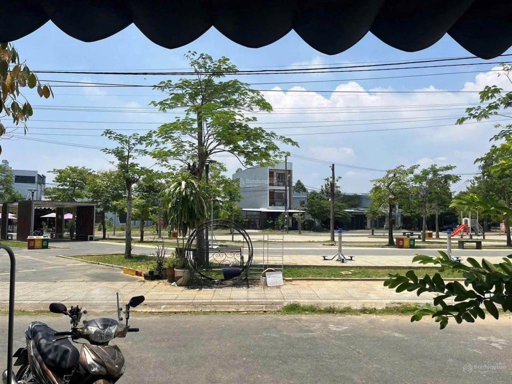 Bán nhà cấp 4 đường nhân hoà 5, hoà xuân đối diện công viên siêu đẹp giá rẻ