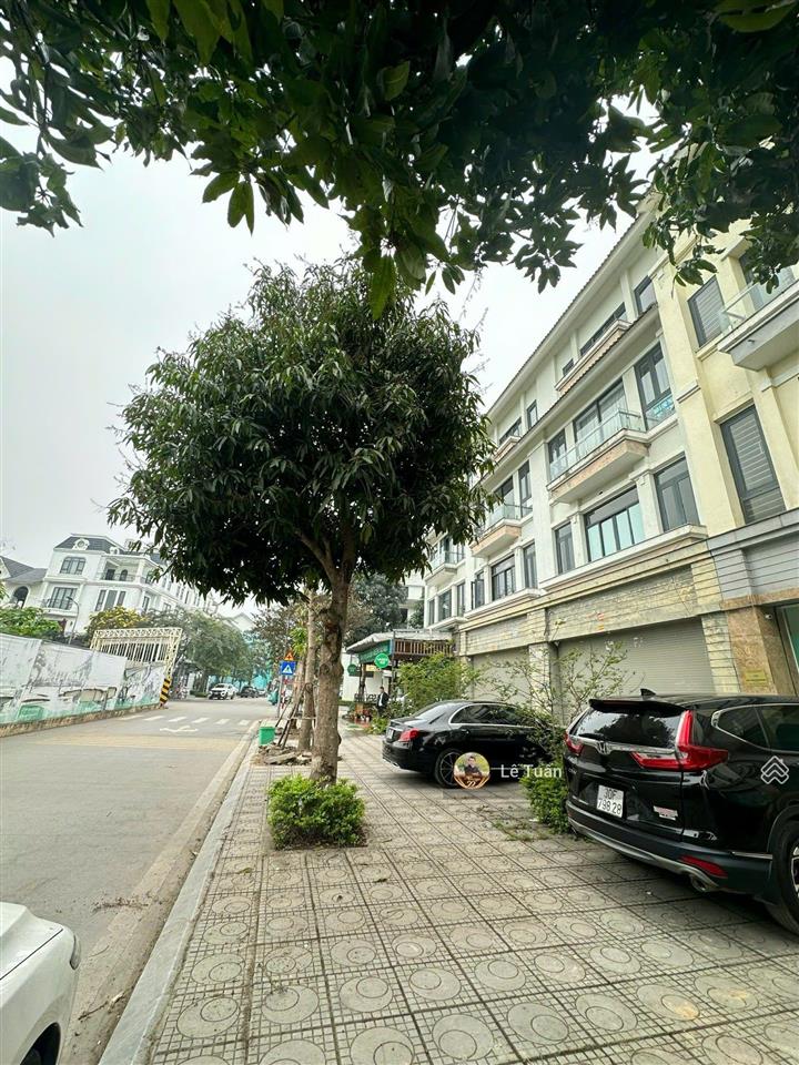 Chính chủ bán liền kề khu c gleximco  lê trọng tấn đối diện 4 toà chung cư(  0962 991 ***)