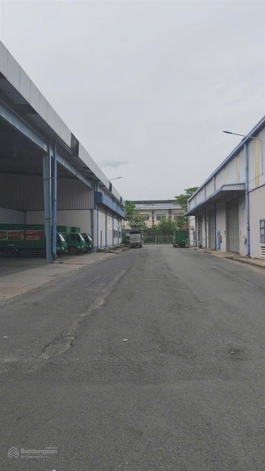 Cho thuê kho xưởng mới đẹp 3500m2 ngay góc 2 mặt tiền kcn vĩnh lộc, q. bình tân