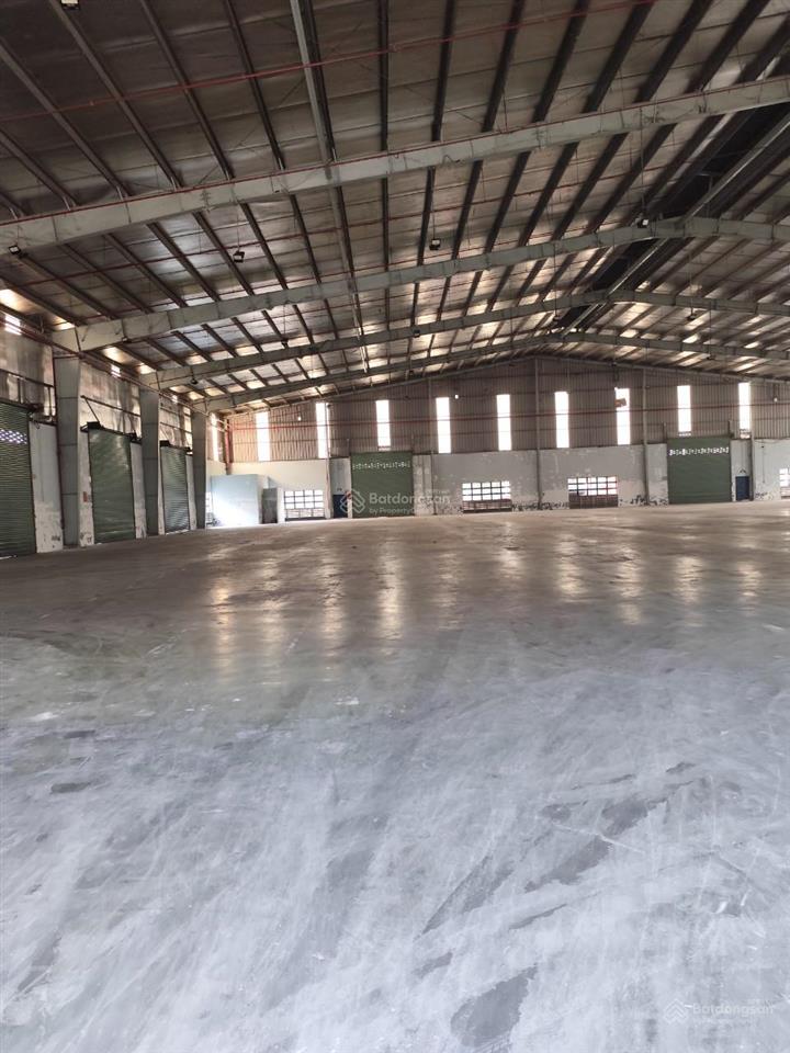 Cho thuê kho xưởng mới đẹp 3500m2 ngay góc 2 mặt tiền kcn vĩnh lộc, q. bình tân