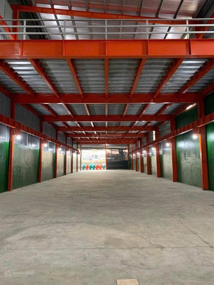 Cho thuê kho xưởng 1.100m2 mặt tiền đường quốc lộ 1a, p. an phú đông, quận 12