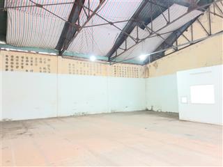 Cho thuê kho, nhà xưởng diện tích 270m2 gần cầu chà và quận 5