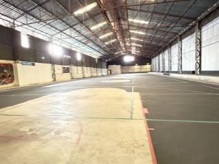 Cho thuê kho mặt tiền diện tích 1290m2 đường xe cont gần cầu chà và q5