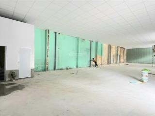 Cho thuê kho, nhà xưởng 300m2 gần sân bay tại bình thạnh