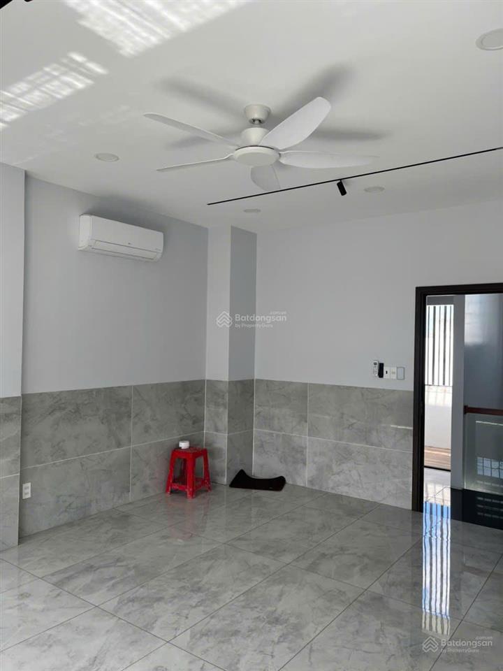 Cần bán nhanh tòa nhà văn phòng đang cho thuê mt đường số 30, phường hiệp bình, hồ chí minh