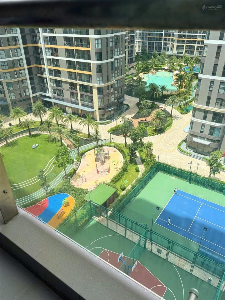 80m2 2pn the beverly 5 tỷ đã thuế phí tầng cao view hồ bơi, view 36ha