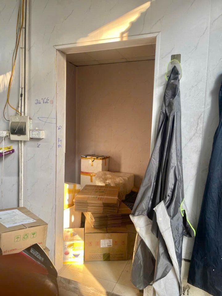 115m nhà xưởng khu vực Kim Giang cần cho thuê, container đỗ cửa, giá 12tr/th