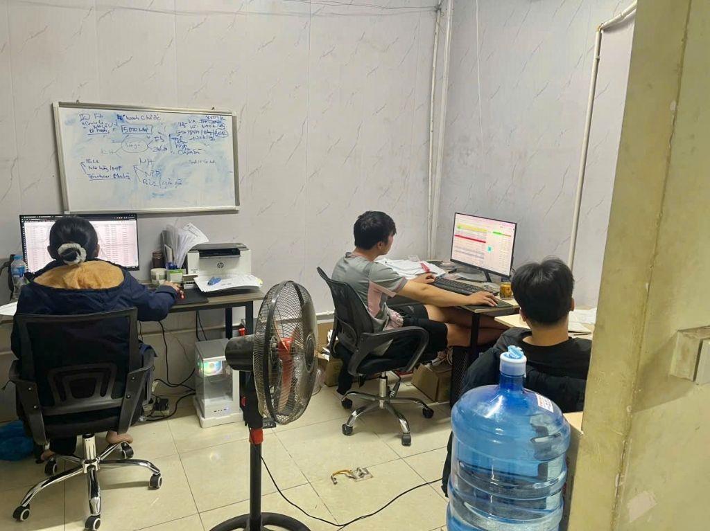 115m nhà xưởng khu vực Kim Giang cần cho thuê, container đỗ cửa, giá 12tr/th