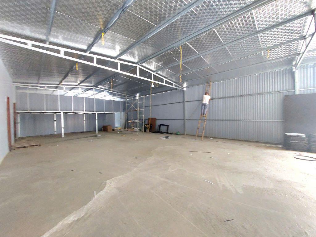 355m kho xưởng sát Nguyễn Hữu Thọ cần cho thuê, container đỗ, giá 30tr/th