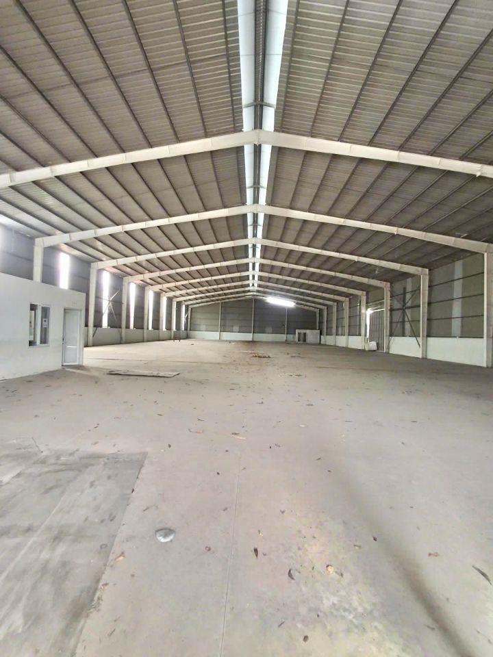 10000m kho xưởng Phù Lỗ - Sóc Sơn cho thuê, có chia lẻ, xuất VAT, giá 90k/m