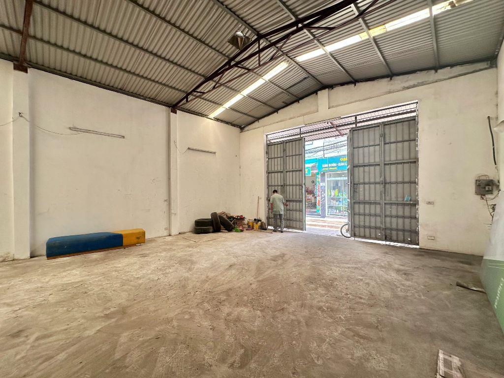120m kho xưởng đường Lĩnh Nam cần cho thuê, đất sổ đỏ, giá 15tr/th