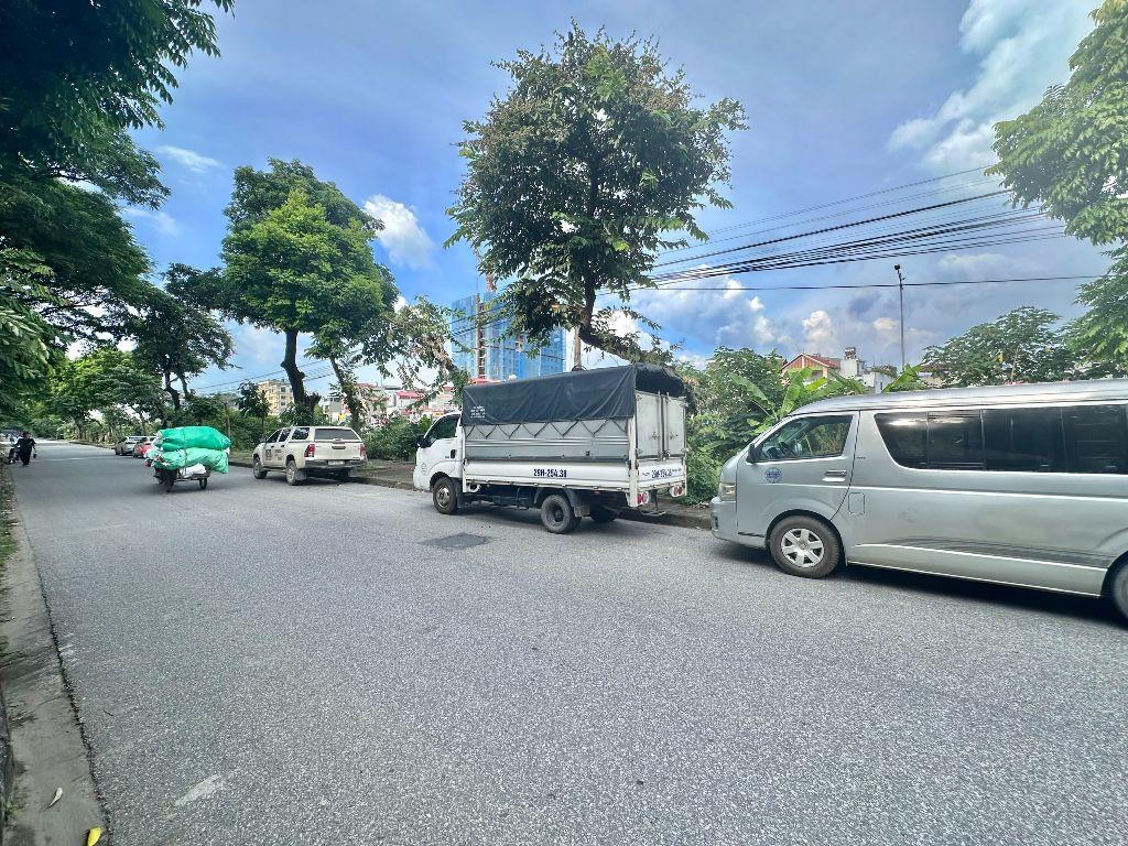 310m kho xưởng khu đô thị Văn Quán cần cho thuê, giá 95k/m