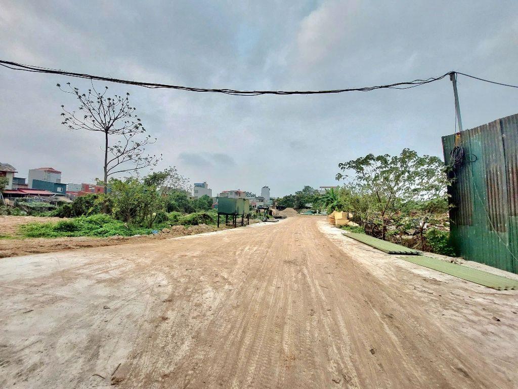 505m kho xưởng khu vực Liên Ninh cần cho thuê, container đỗ cửa, giá 100k/m