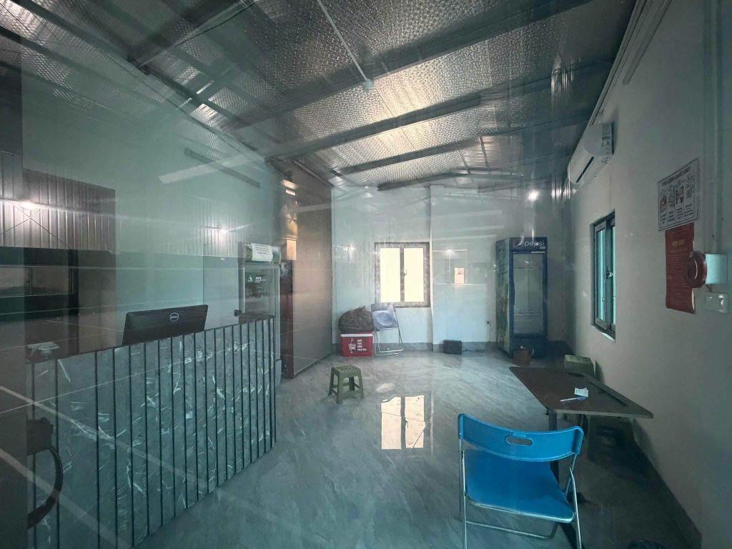 Cho thuê kho xưởng Long Biên Xuân Quan, DTSD 800m, pccc vách tường, giá 80tr/th