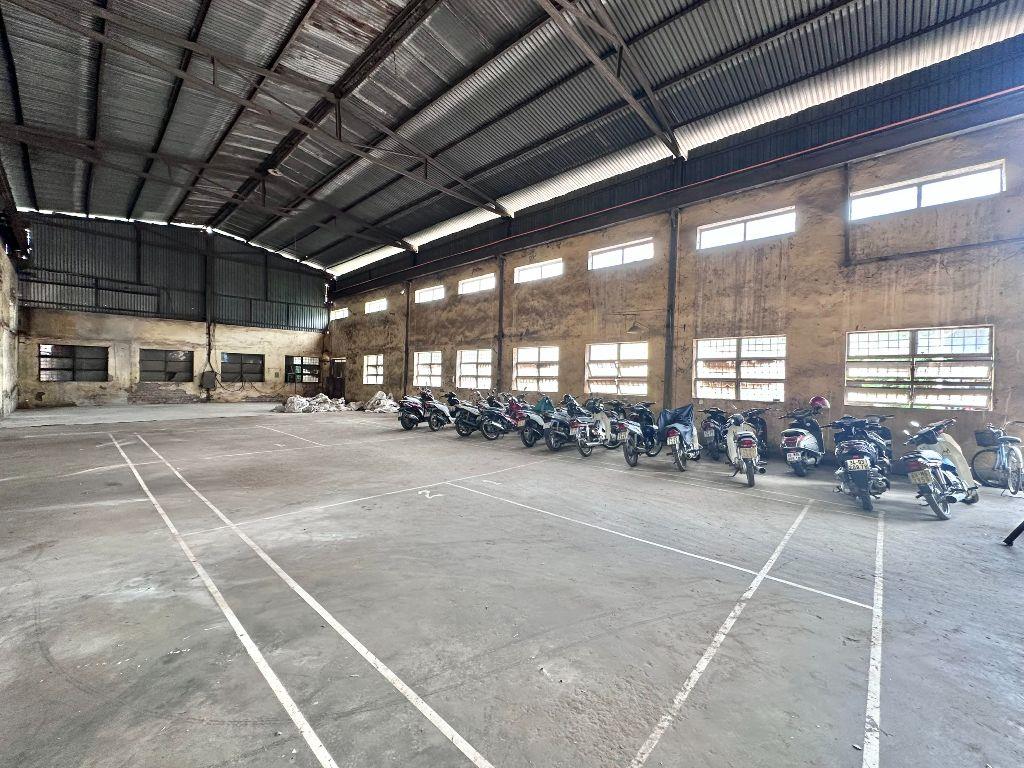 1300m kho xưởng khu vực Vĩnh Hoàng cần cho thuê, có chia đôi, xuất VAT, giá 130k/m