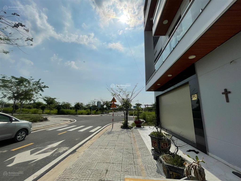 Chính chủ bán gấp 70m2 1,3 tỷ gần vin hóc môn, thương lượng khách thiện chí, đã có sổ hồng
