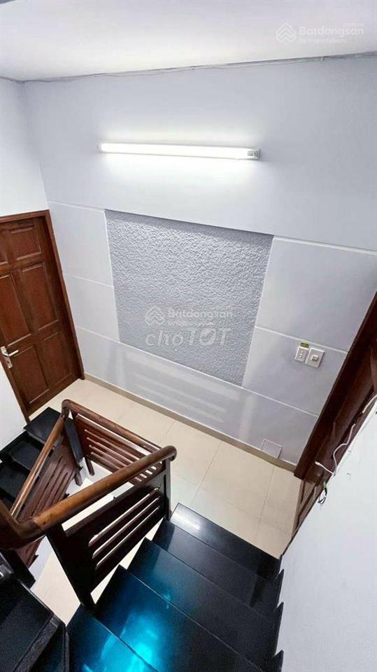 Tôi bán nhà đường quang trung, p8, gò vấp hxh 6m, 4 tầng, 6wc btct, không ngập, không thâthấm dột